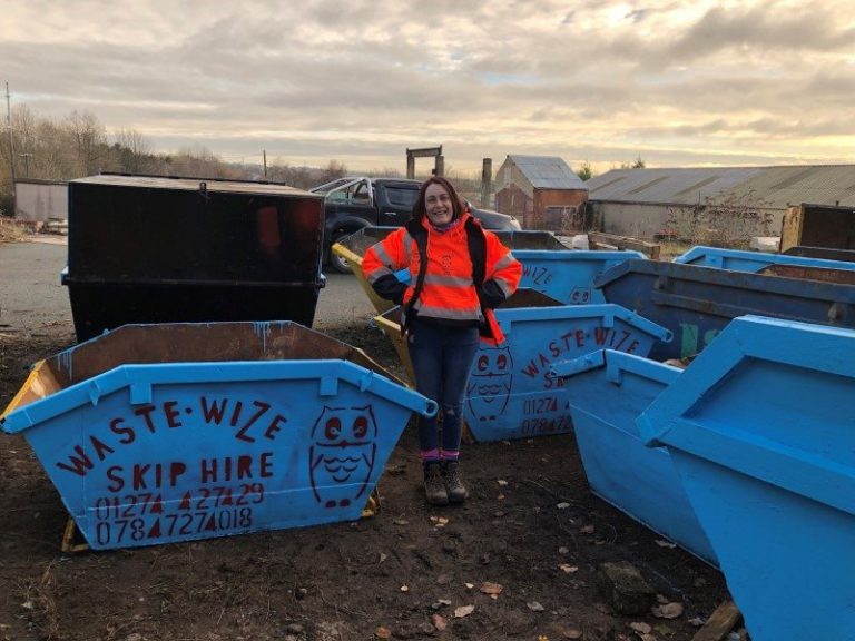 Skip Hire in Dewsbury Heckmondwike Liversedge Cleckheaton